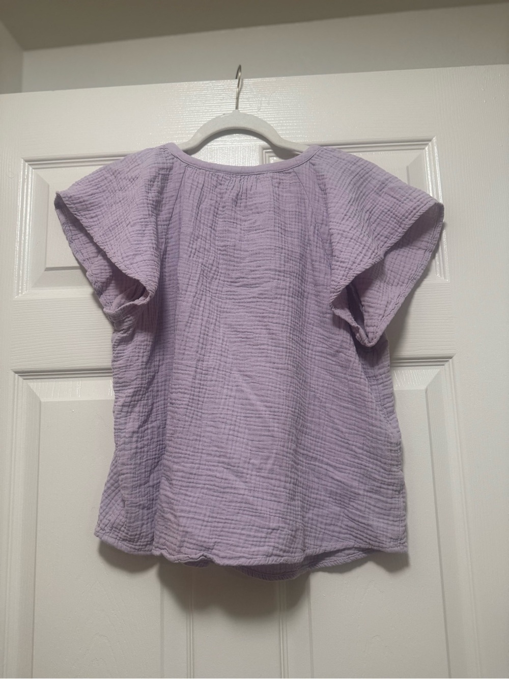 Universal Thread Lavender V-Neck Gauze Top - Picture 6 of 12